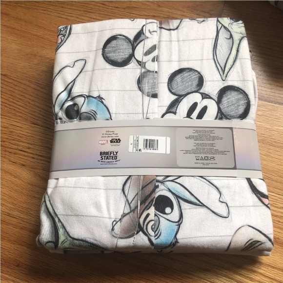 Mens Disney 100 character mash-up famous 2 pc - Picture 5 of 6